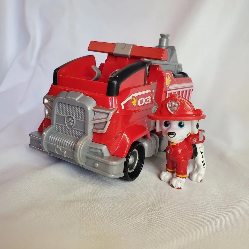 Paw Patrol Deluxe Transforming Vehicle Fire Truck Marshall Action Figure